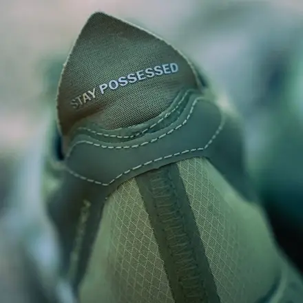 【海外5月22日発売予定】 サティスファイ × アディダス アディゼロ アディオス プロ 4 3色