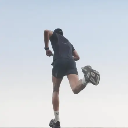 【海外6月1日発売予定】 ブラックトゥーズ × アシックス スーパーブラスト 3 BT "キープ ランニング  クワイエット"