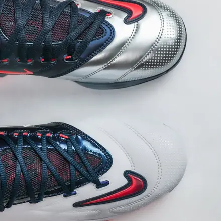 【2026年発売予定】パリ・サンジェルマン × ナイキ KD 6 ホワイト/カレッジ ネイビー-グローバル レッド-ハイパー ロイヤル(IU0593-100)