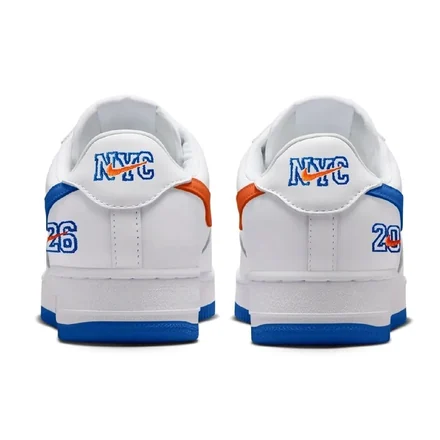 【2026年発売予定】ナイキ エアフォース 1 ロー '01 "NYC ニックス" ホワイト/ブルー-オレンジ(JK5361-100)