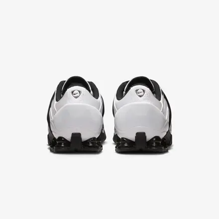 【海外7月1日発売予定】 ナイキ ウィメンズ トータル 90 ショックス マジア WC 2色