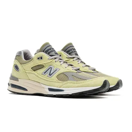 【海外7月1日発売予定】ニューバランス 991V2 メイド イン UK グリーンバナナ(U991WG2)