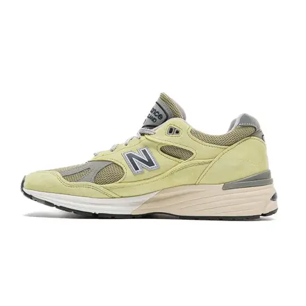 【海外7月1日発売予定】ニューバランス 991V2 メイド イン UK グリーンバナナ(U991WG2)