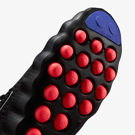 【2026年発売予定】ナイキ マインド 002 ブラック/インディゴ バースト/ハイパーパンチ/メタリック プラチナム(IZ6658-001)