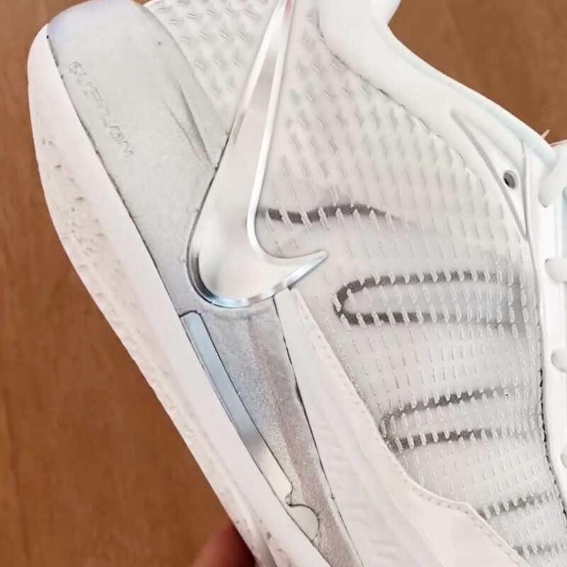 【2026年発売予定】 ナイキ サブリナ 4 "ホワイト レーベル" サミットホワイト/メタリックシルバー/ブラック(II0402-101)