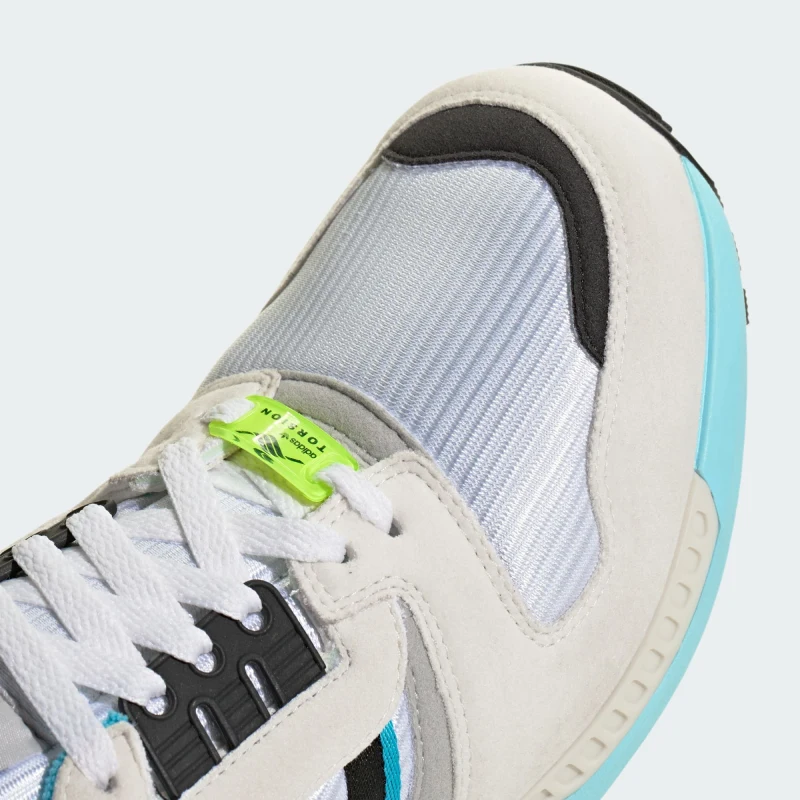 【国内7月24日発売予定】アディダス オリジナルス ZX 8000 クラウド ホワイト/コア ブラック/ブリス ブルー(LA0820)