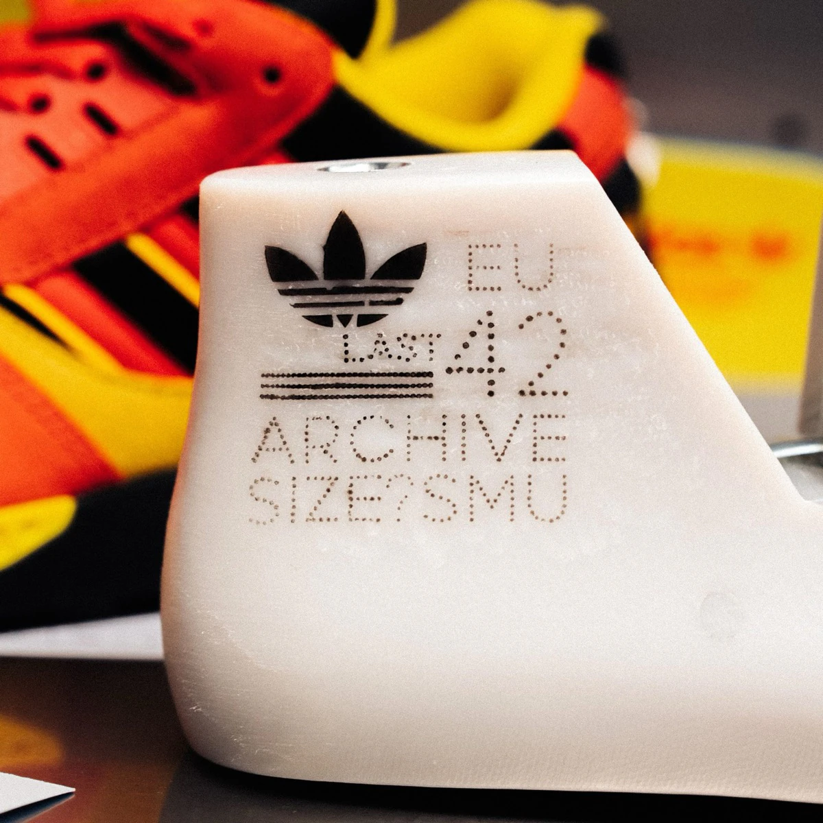 【海外8月6日/7日発売予定】size? × アディダス オリジナルス ZX 8000 “プロト アクア” & “プロト ジャーマニー”