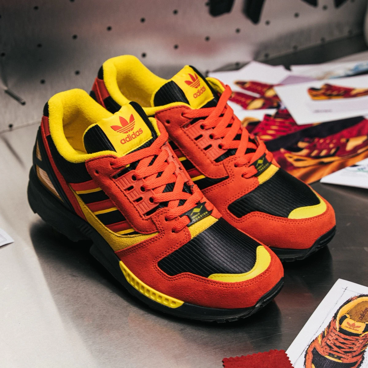 【海外8月6日/7日発売予定】size? × アディダス オリジナルス ZX 8000 “プロト アクア” & “プロト ジャーマニー”