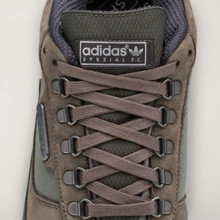 【国内9月25日発売予定】アディダス オリジナルス ウィンターヒル SPZL F.C. "ブラック"(KK0763)