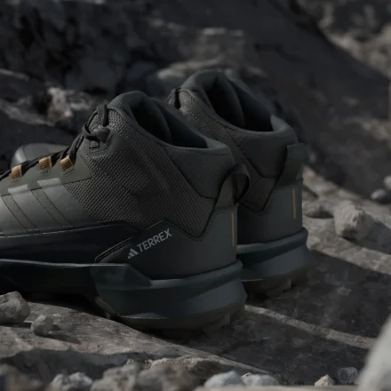 【国内8月26日発売予定】アディダス テレックス スカイチェイサー AX5 ミッド GORE-TEX シャドーオリーブ/カーボン/ブロンズストレータ(JR3980)