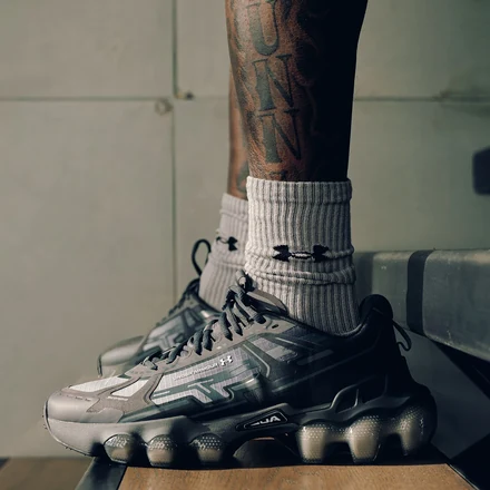 ガンナ × アンダーアーマー スコーピオ "P-スター"