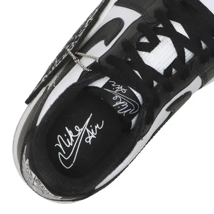 【国内9月発売開始】 ナイキ ウィメンズ エアジョーダン 1 トリプルスタック ブラック/ホワイト(HV8288-002)