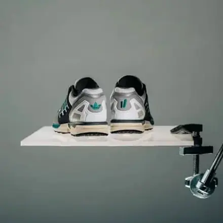 【海外9月26日発売予定】オーバーキル × アディダス コンソーシアム ZX 8094 "ザ ミッシング リンク" フットウェアホワイト/オニキス/エキップメントグリーン(KH7164)