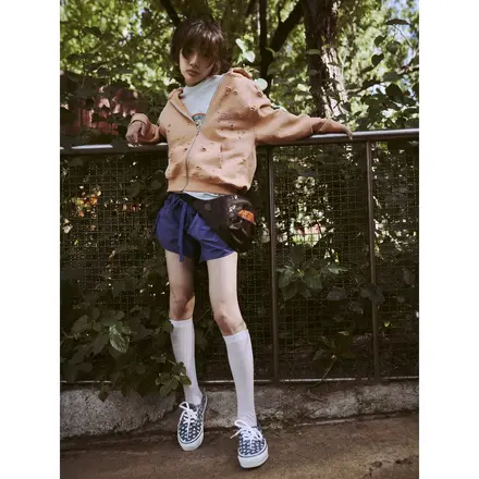 【国内9月17日発売予定】ワークスアウト × バンズ プレミアム オーセンティック "ワークグ サン？"