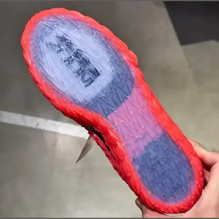 【2026年発売予定】ナイキ ST チャージ レッド