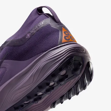 【国内9月28日発売開始】ナイキ ACG ペガサス トレイル ゴアテックス パープルダイナスティー/バイオレットダスト/セーフティオレンジ/ライトオールウッドブラウン(IQ1394-500)