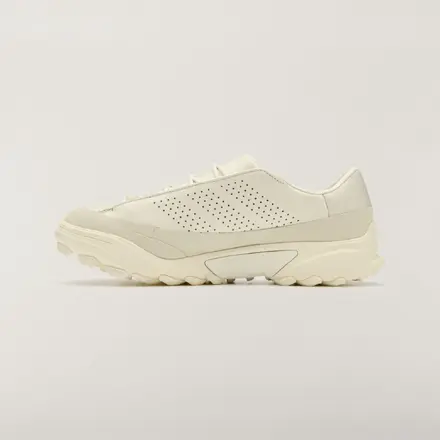 【海外10月8日発売予定】アルテ アントワープ × アディダス オリジナルス GSG9 オフホワイト(KK3730)
