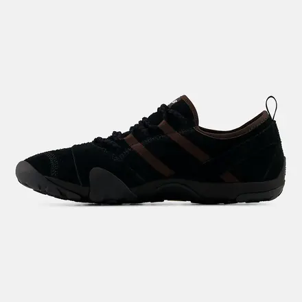 【国内10月14日発売予定】エミ × ニューバランス MT10 ブラック(MT10O6WL)