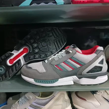 【海外12月5日発売予定】アディダス オリジナルス ZX 8000 "メイド イン ジャーマニー"(KZ8466)