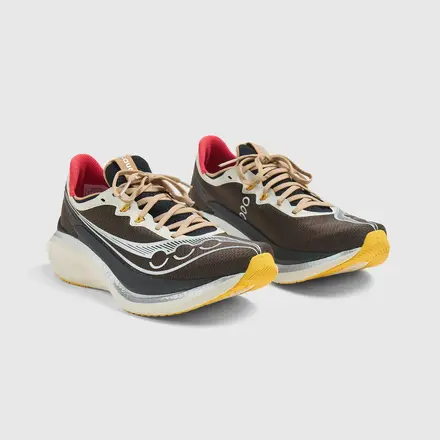 【海外10月15日発売予定】 ハイスノバイエティ × サッカニー エンドルフィン プロ 5 ブラウン(S101940-1001)