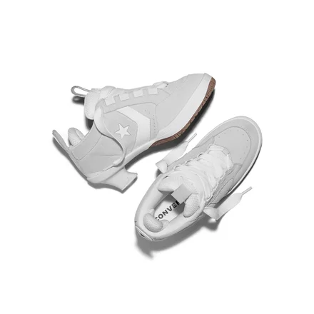 【海外10月27日発売予定】 ヴァケラ × コンバース VX-1 ヒール 2色