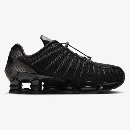 【2026年発売予定】 ナイキ ショックス TL SE ブラック/ダークスモークグレー/スモークグレー/メタリックダークグレー(IR2102-001)