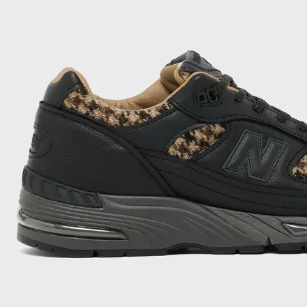【海外11月1日発売予定】ニューバランス 991 メイド イン UK "ツイード ラックス レザー" ブラック/ベージュ(M991HT1)