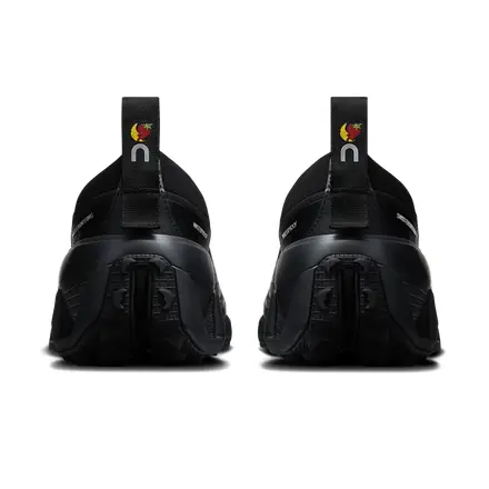 【海外11月発売予定】スカイ ハイ グッズ × オン クラウド ロー ウォータープルーフ SHG 2色(3MG30936417,3MG30931043)
